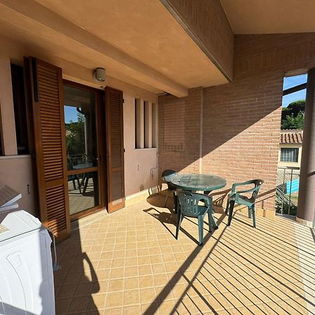 Pineta Apartament Tirrenia Bagian luar foto