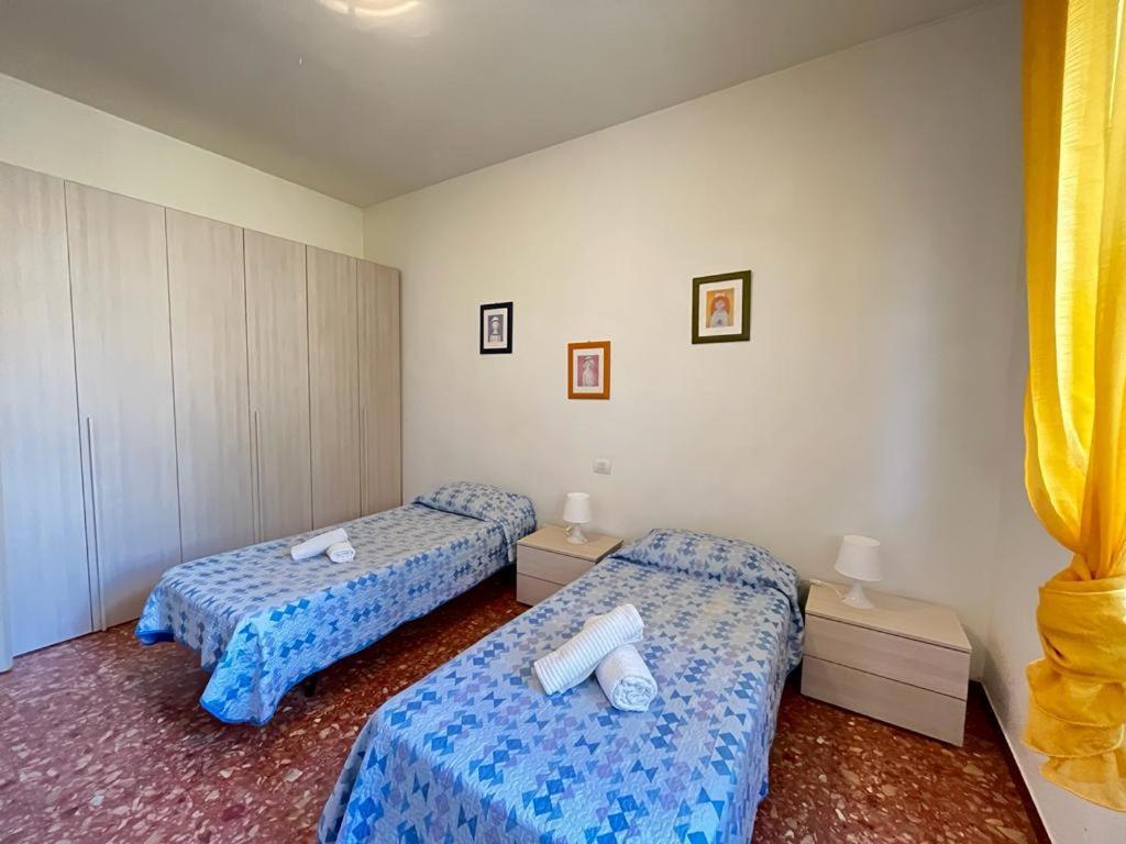 Pineta Apartament Tirrenia Bagian luar foto