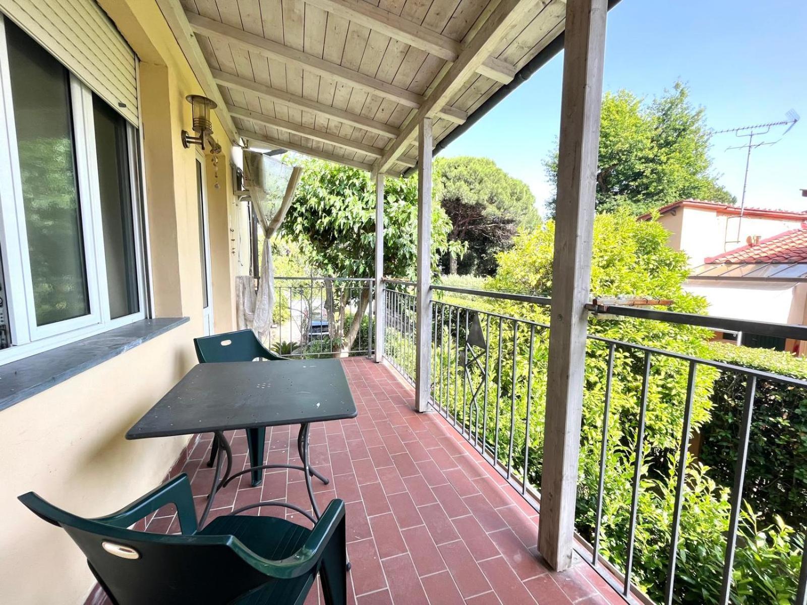 Pineta Apartament Tirrenia Bagian luar foto